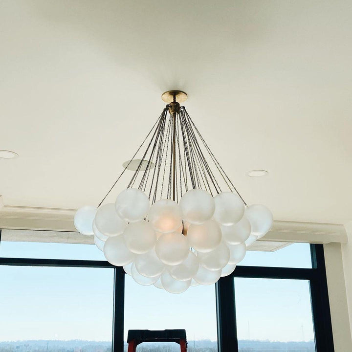 Lustra Chandelier Bulles en Verre Satiné - Neutralighting