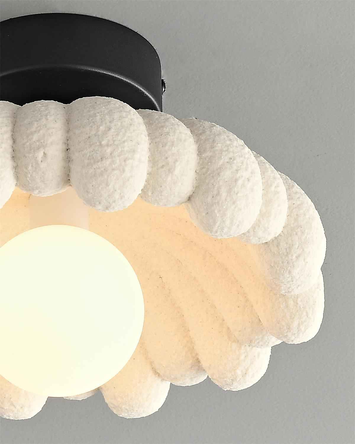 Lampe et en Métal – Design Contemporain