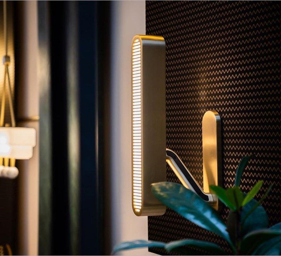 Lustra Lampe Murale en Laiton avec Grille Fendue - Neutralighting