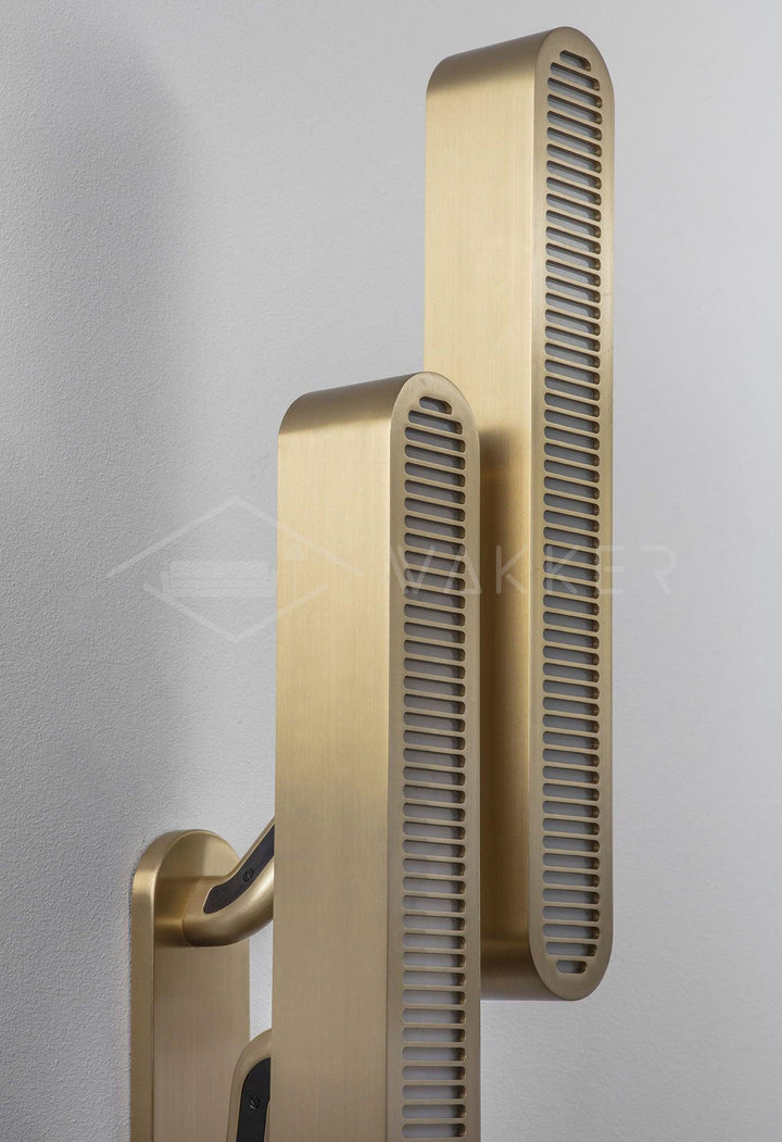 Lustra Lampe Murale en Laiton avec Grille Fendue - Neutralighting
