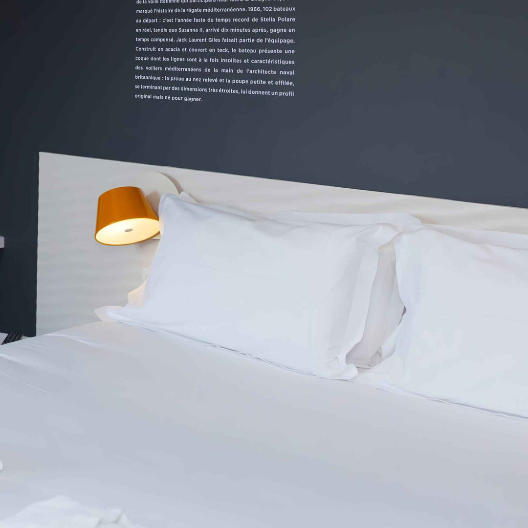 Lampe Fivra en Métal – Design Contemporain
