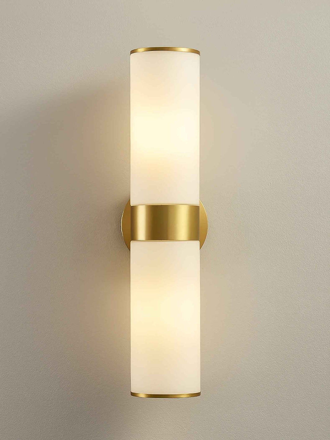 Lampe Sway en Laiton – Design Contemporain