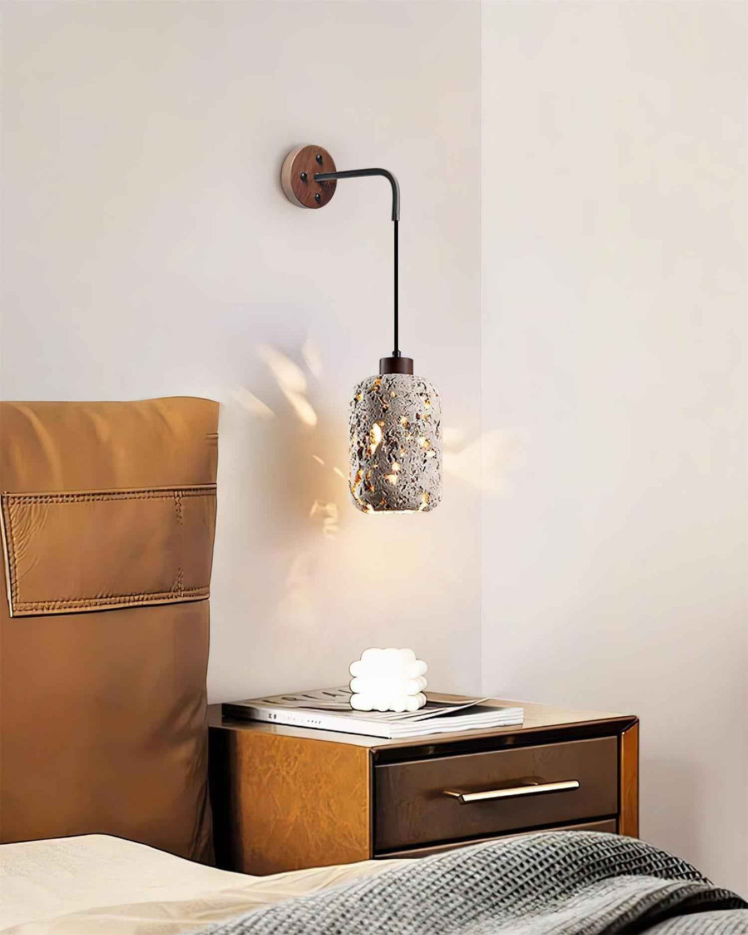 Lampe Fynel en Métal – Design Contemporain
