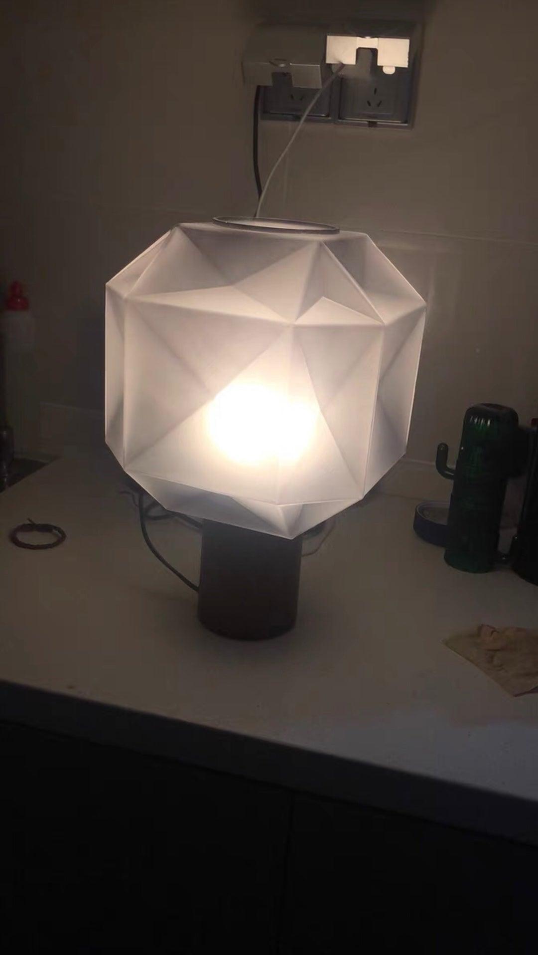 Ivsileth Lampe de Table Art Nordique en Verre Haut de Gamme - Neutralighting