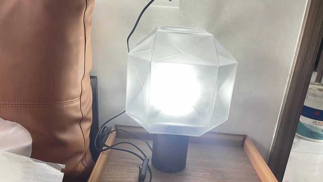 Ivsileth Lampe de Table Art Nordique en Verre Haut de Gamme - Neutralighting