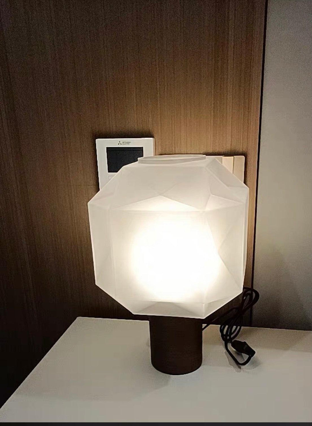 Ivsileth Lampe de Table Art Nordique en Verre Haut de Gamme - Neutralighting
