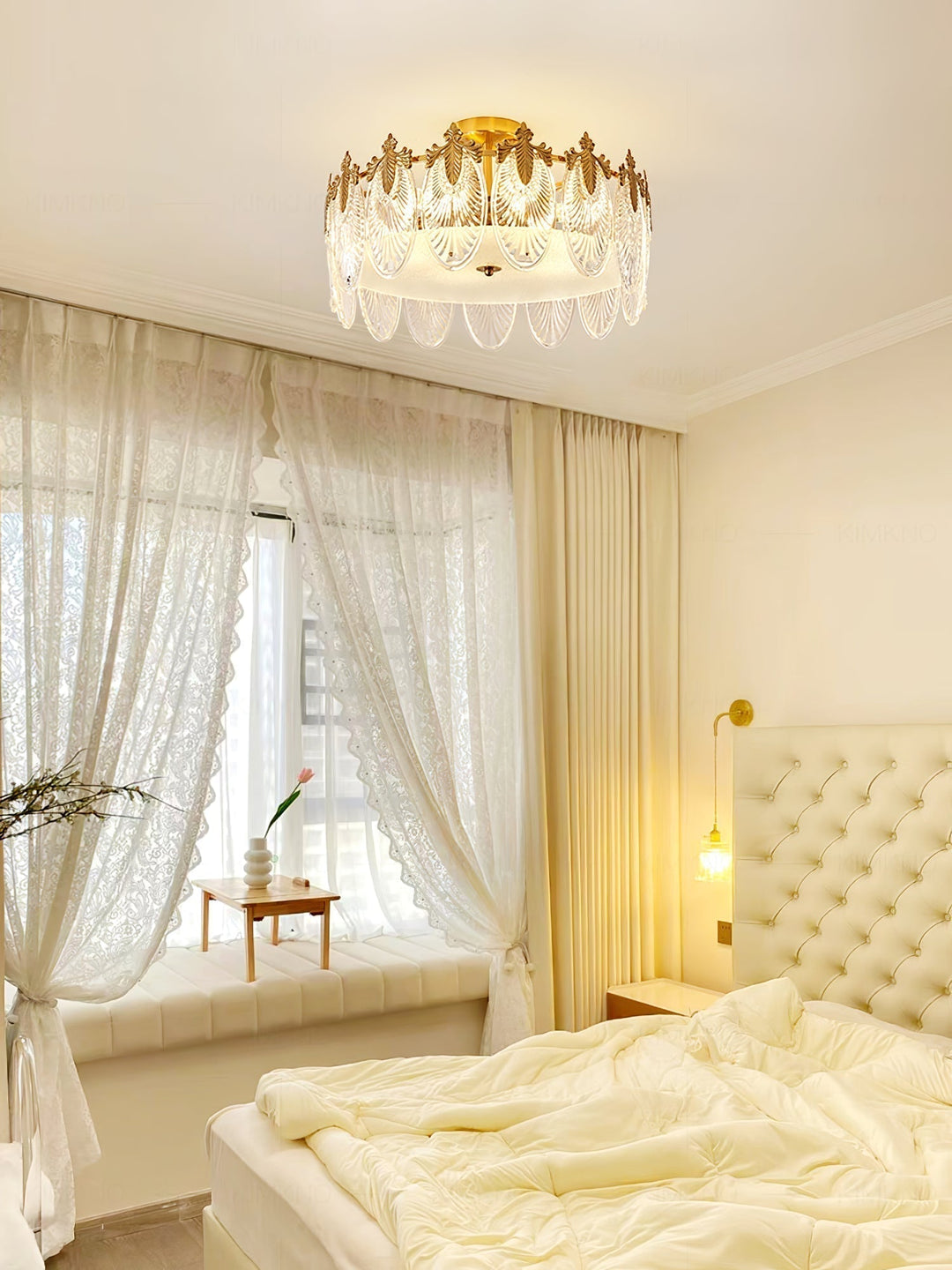 Lustra Chandelier en Verre Pétales avec Cadre Doré Rond - Neutralighting