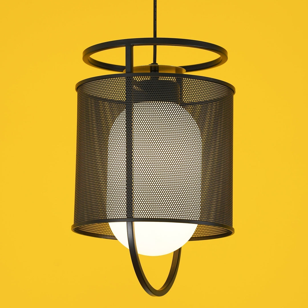 Solara Suspension Cylindre en Maille Accent en Laiton Industriel - Neutralighting
