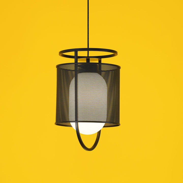 Solara Suspension Cylindre en Maille Accent en Laiton Industriel - Neutralighting