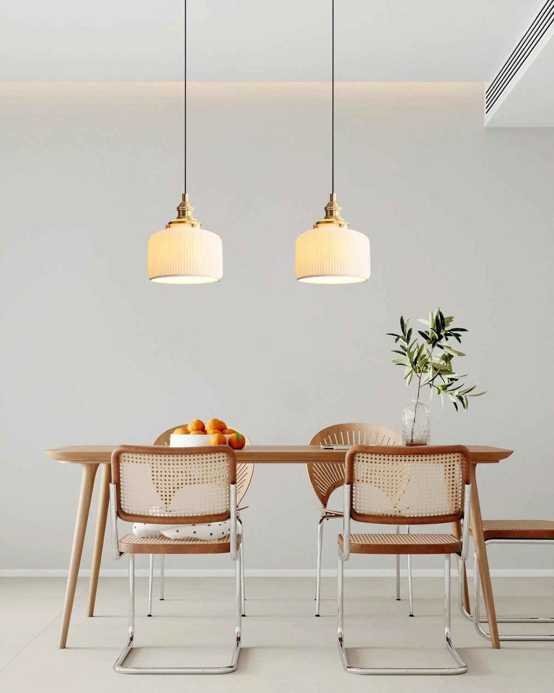 Lustra Suspension avec Abat-jour en Céramique Nervuré et Ferrures Dorées Art - Neutralighting