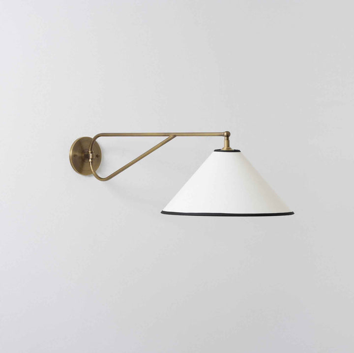 Lampe Hymn en Laiton – Design Contemporain