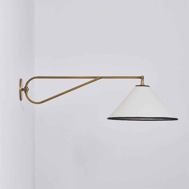 Lampe Hymn en Laiton – Design Contemporain