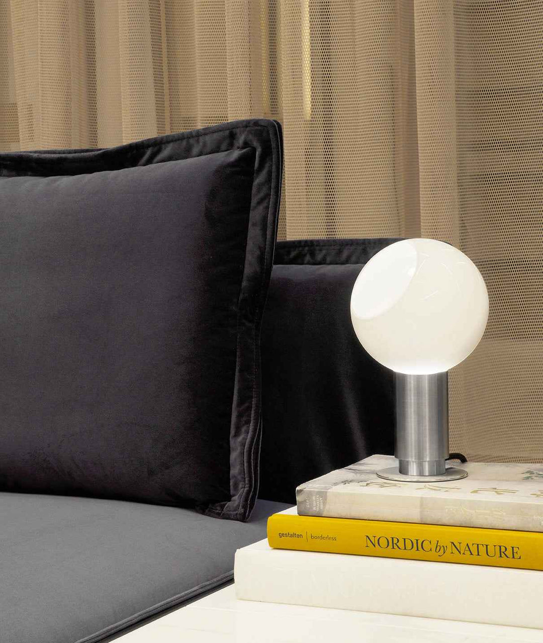 Lampe Sole en Laiton – Design Contemporain