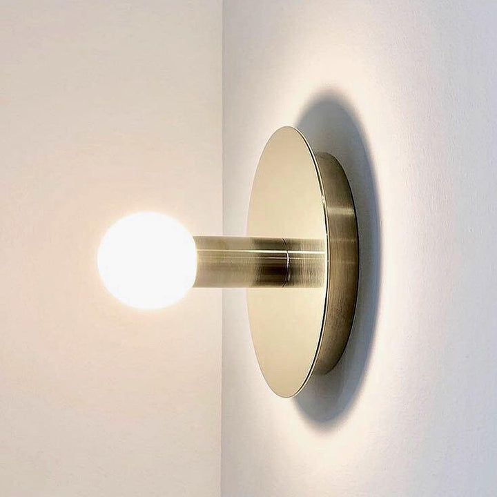 Lustra Wall Lamp Brass Bulb - Neutralighting