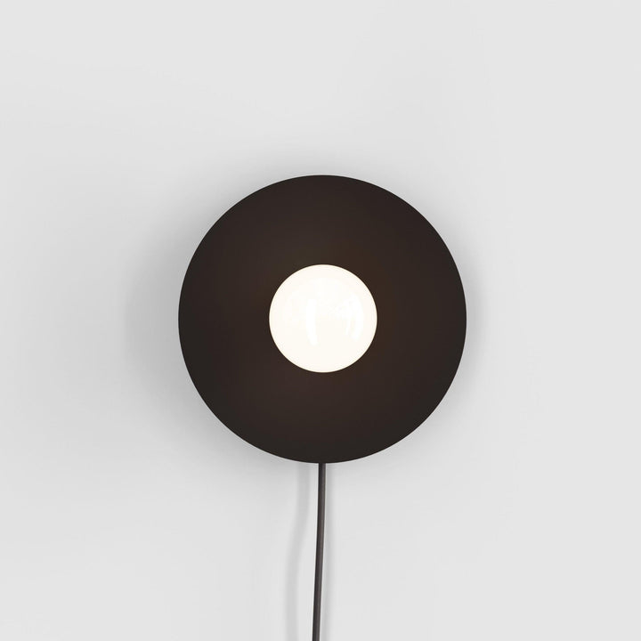Lustra Wall Lamp Brass Bulb - Neutralighting