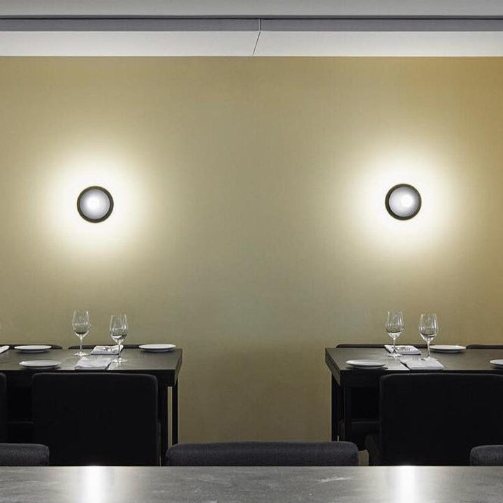 Lustra Wall Lamp Brass Bulb - Neutralighting