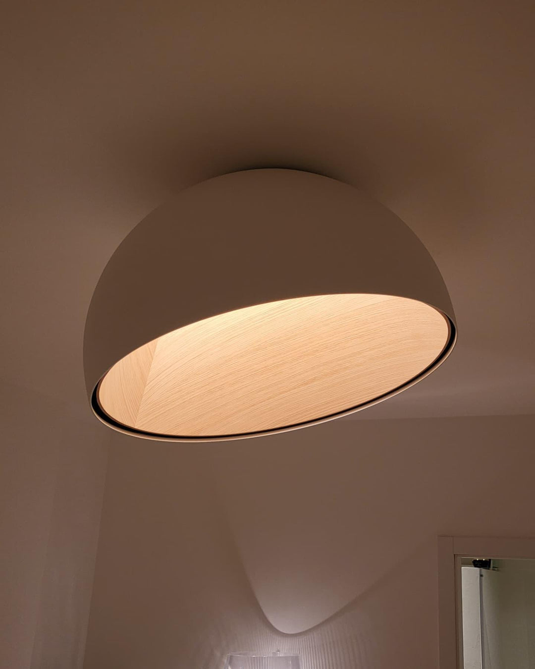 Lampe de Plafond Dôme en Bois Intérieur Chaleureux Moderne Minimaliste - Neutralighting