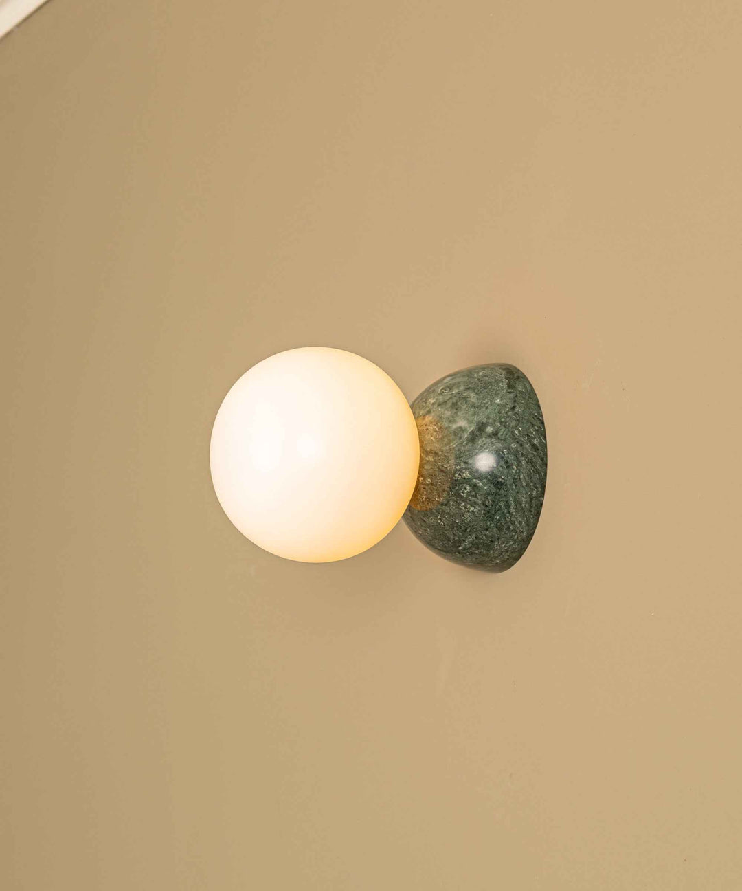 Lampe Fable en Verre – Design Contemporain