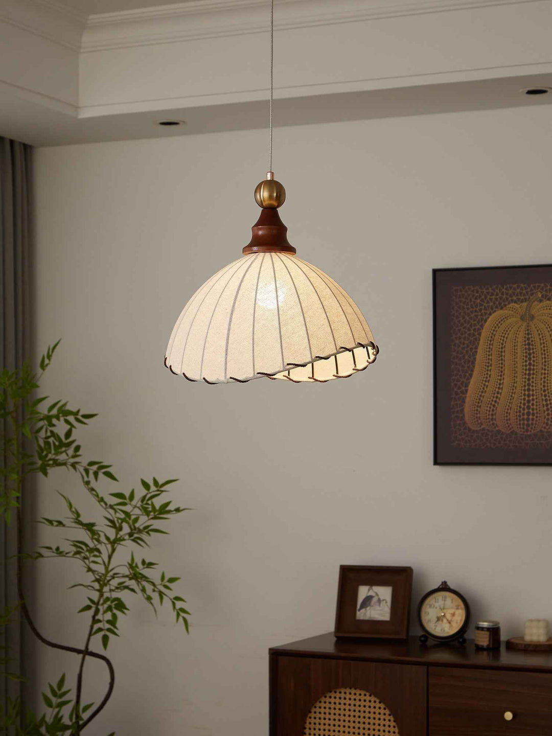 Thalira Suspension Élégante en Bois et Tissu - Neutralighting
