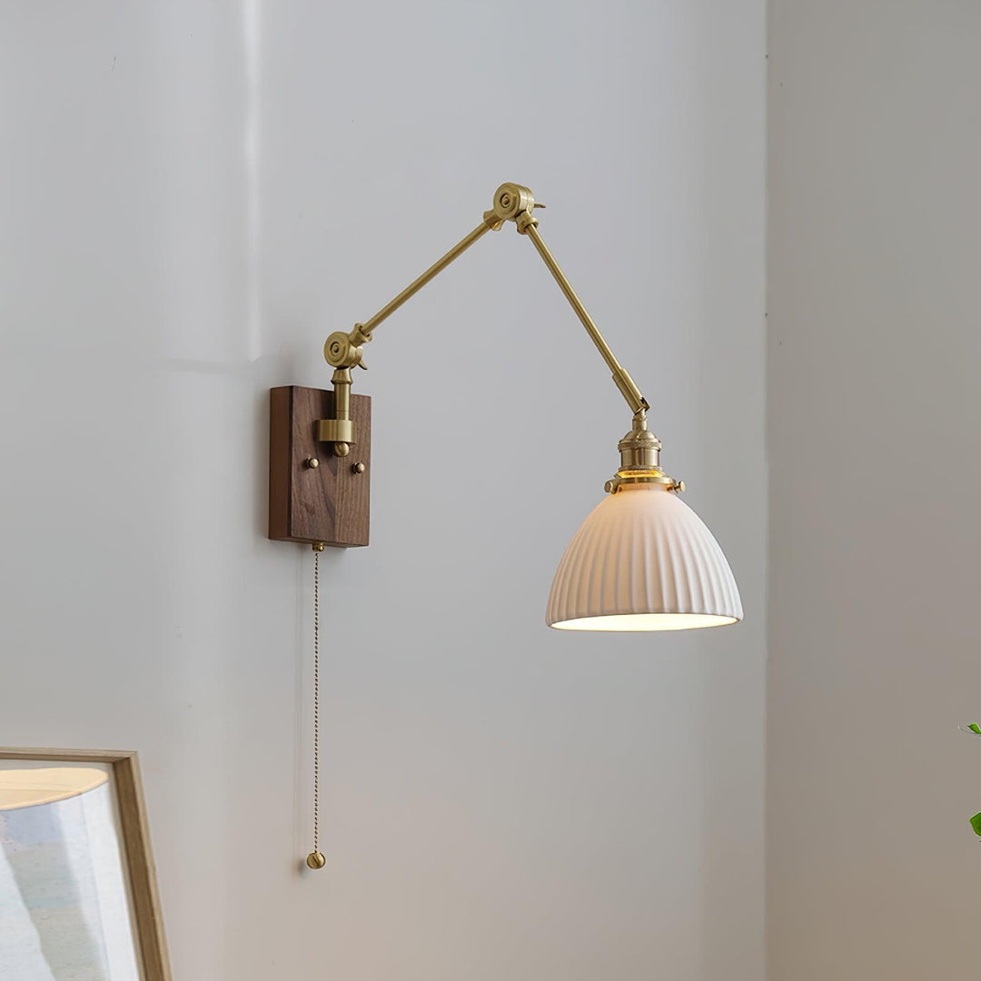 Brione Applique Murale Vintage Bras Pivotant Réglable - Neutralighting