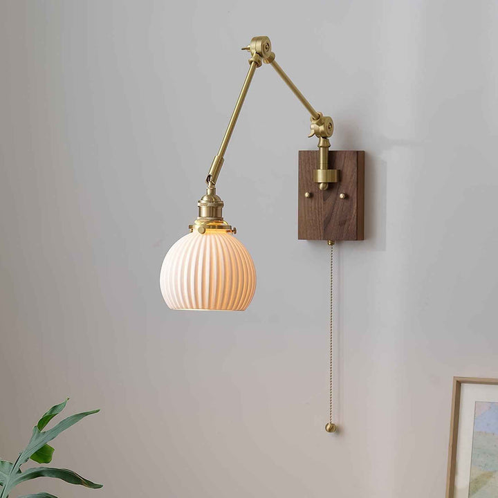 Lampe Brione en Bois – Design Contemporain