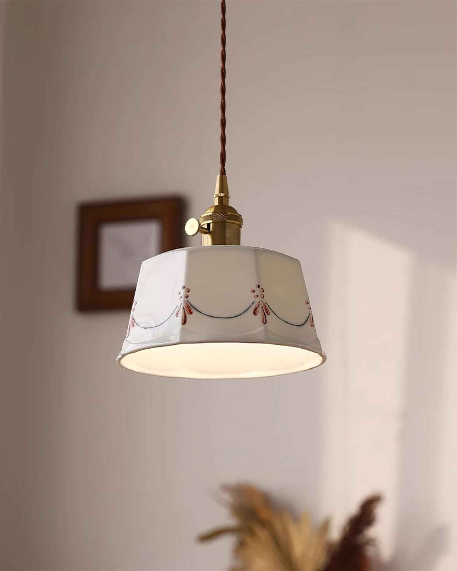 Lampe Eliana en Laiton – Design Contemporain