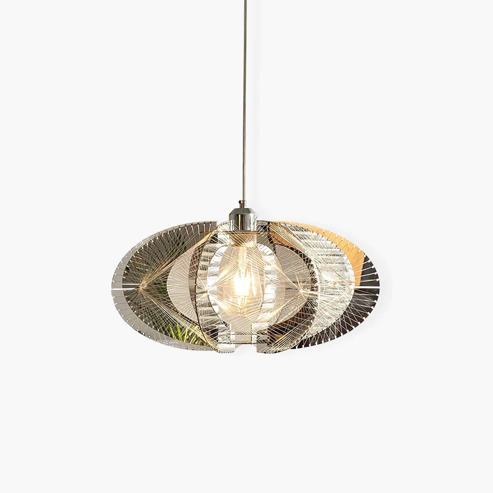 Lampe yra en Acier – Design Contemporain