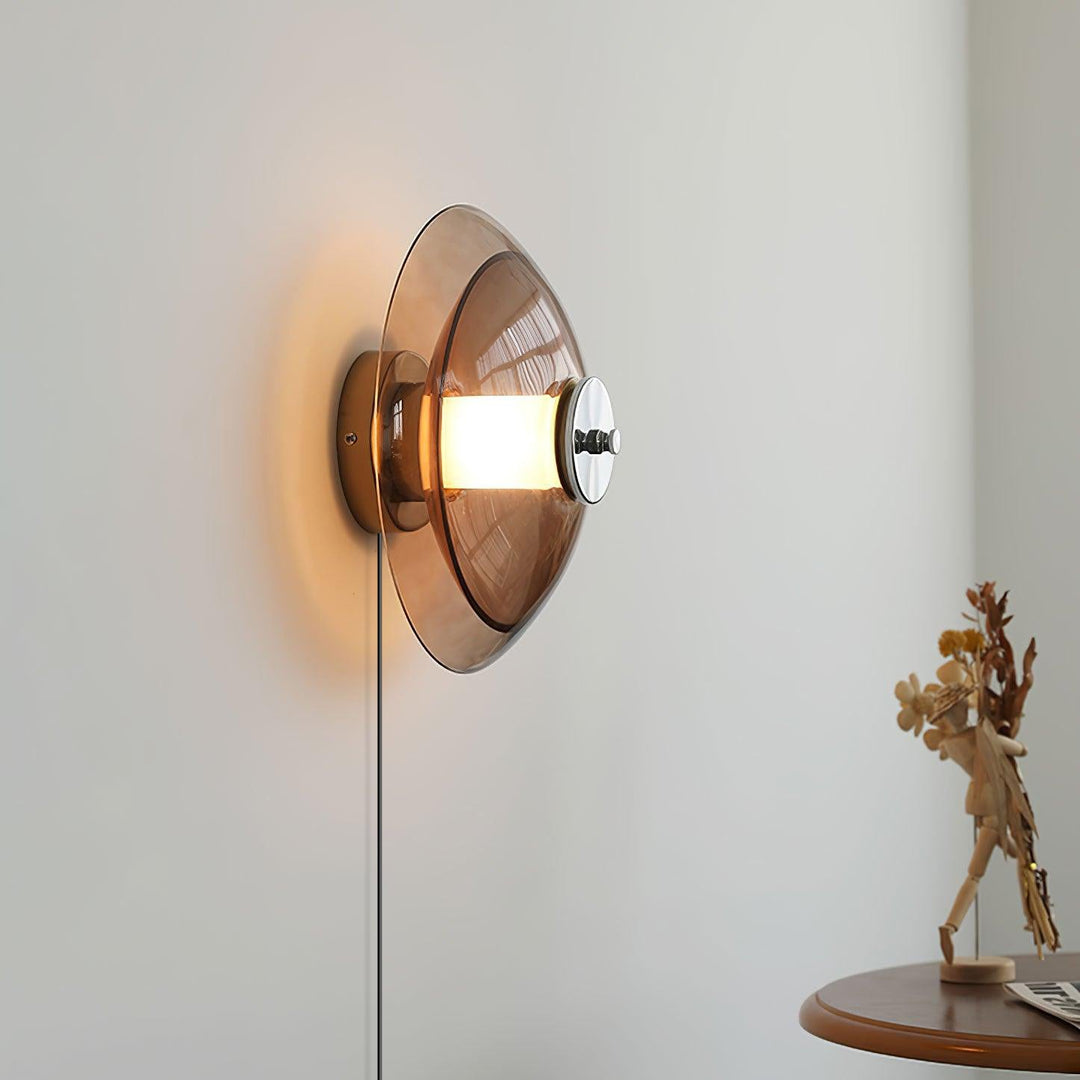 Cocarir Nordic Art Flying Saucer Plug-in Wall Light - Neutralighting
