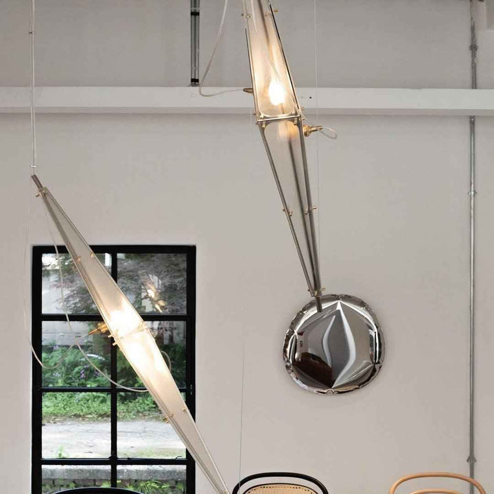 Lampe Adan en Acrylique – Design Contemporain