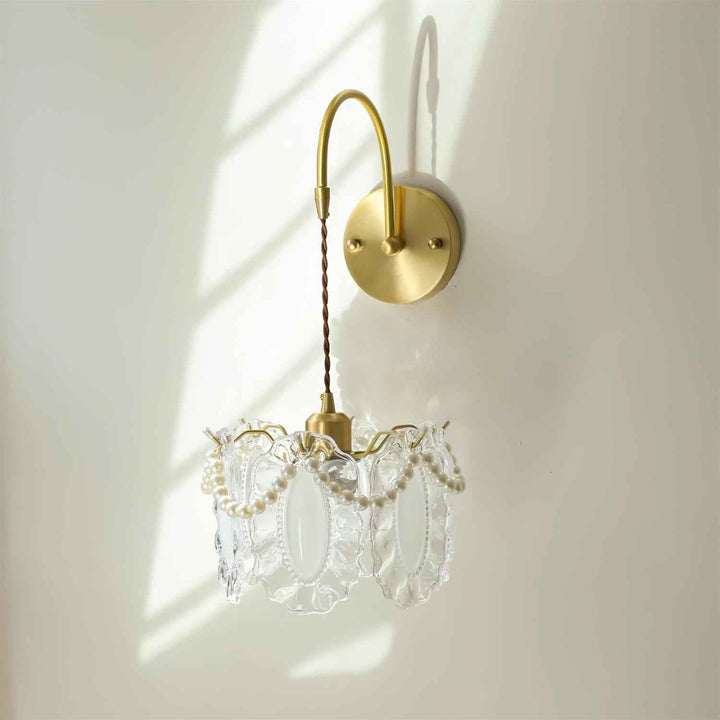 Lampe Nisa en Laiton – Design Contemporain