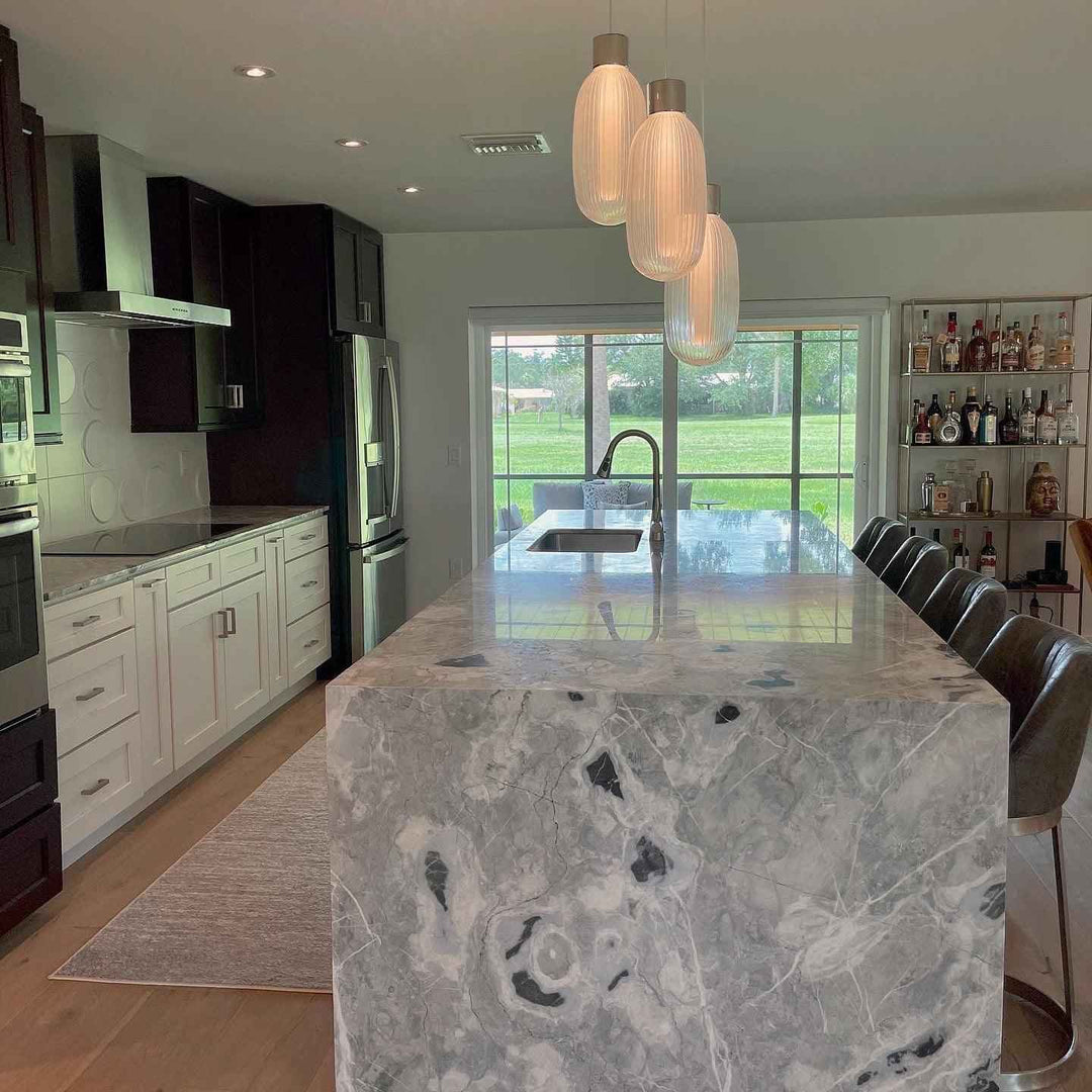 Lampe Elaro en Verre – Design Contemporain