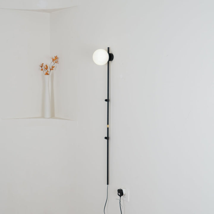 Curaeion Modern Minimalist Plug In Glass Wall Lamp - Neutralighting