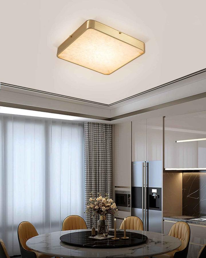 Lampe Uzoror en Laiton – Design Contemporain