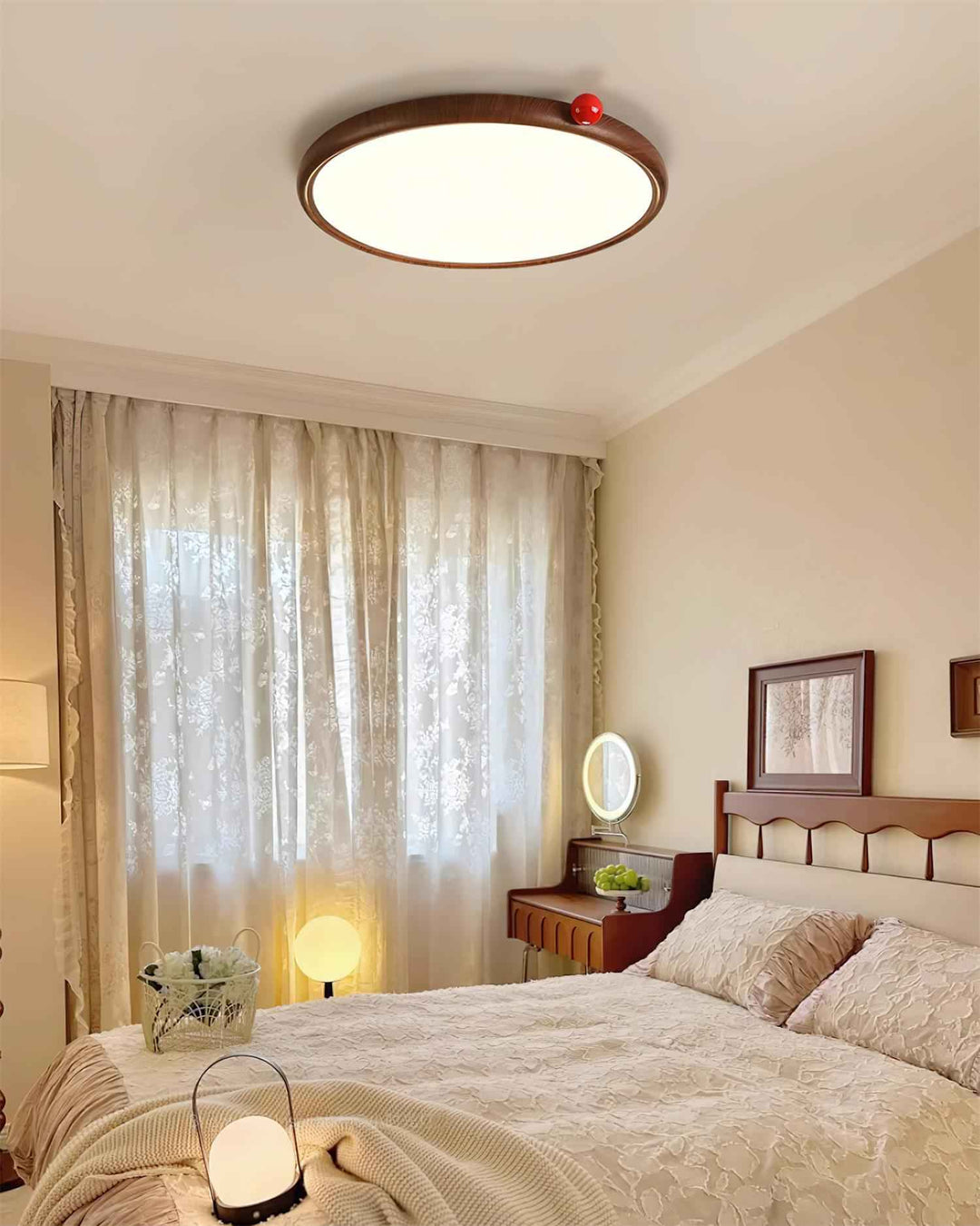 Lampe Geos en Métal – Élégance Moderne