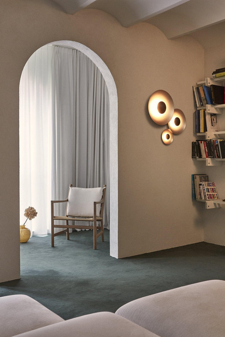 Erlirora Simplicity Glow Plug-in Wall Light - Neutralighting