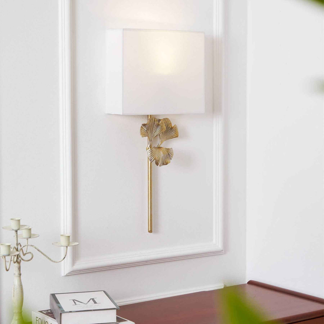 Lampe Velaeyra en Laiton – Design Contemporain