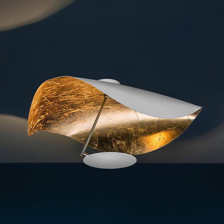 Solara Plafonnier Abat-jour Courbé et Intérieur Doré - Neutralighting