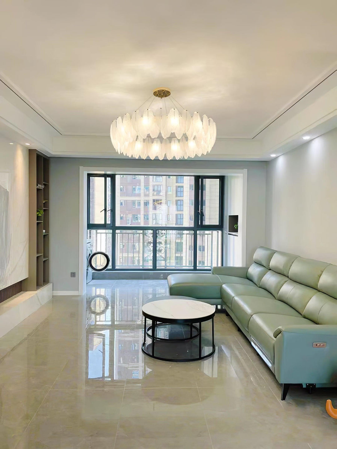 Lustra Chandelier en Plumes et Verre Givré Superposé - Neutralighting