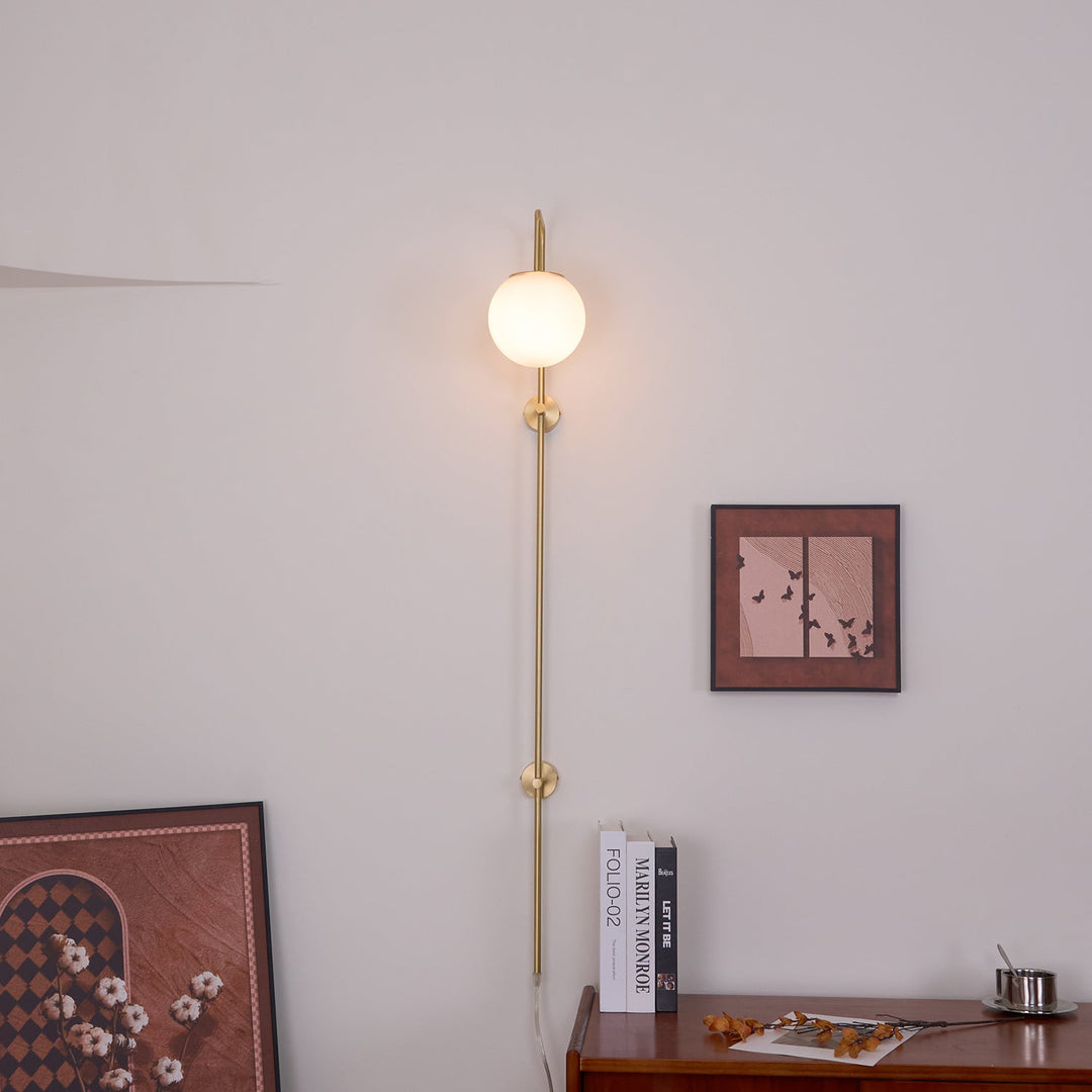 Evshaia Premium Elegance Globe Plug-in Brass Glass Sconce Wall lamp - Neutralighting