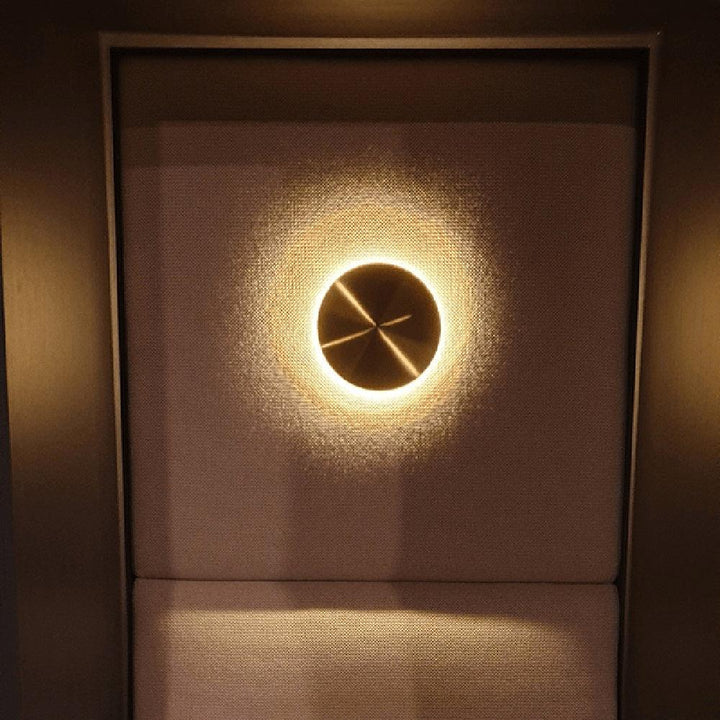 Tivral Lampe Murale Minimaliste en Laiton - Neutralighting
