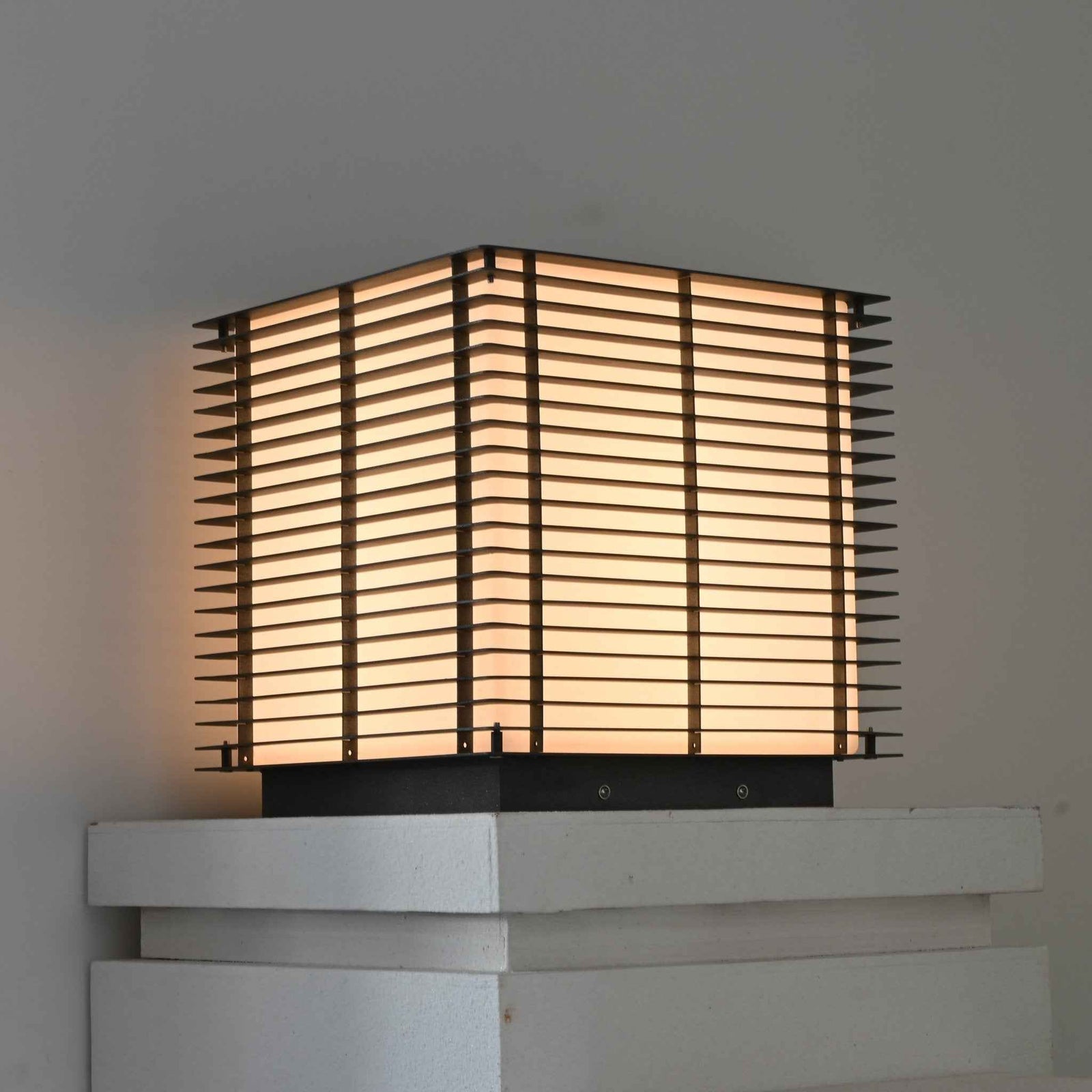 Cubra Acrylique 20cm Noir LED