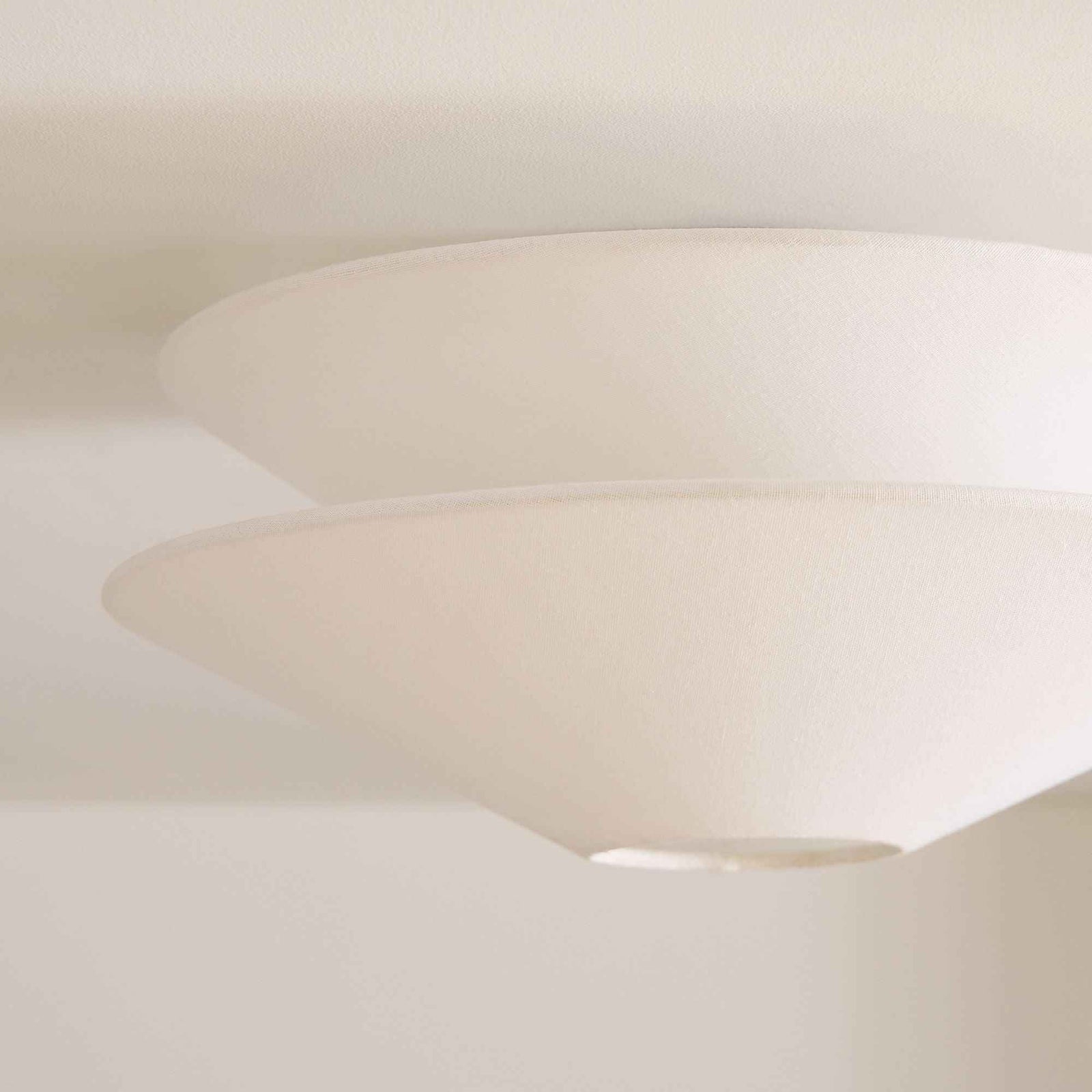 Lampe Eon en Métal – Design Contemporain