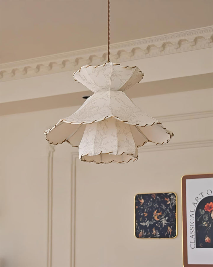 Lampe Suspension Abat-jour en Tissu Superposé à Bords Scallop Bois Minimaliste - Neutralighting