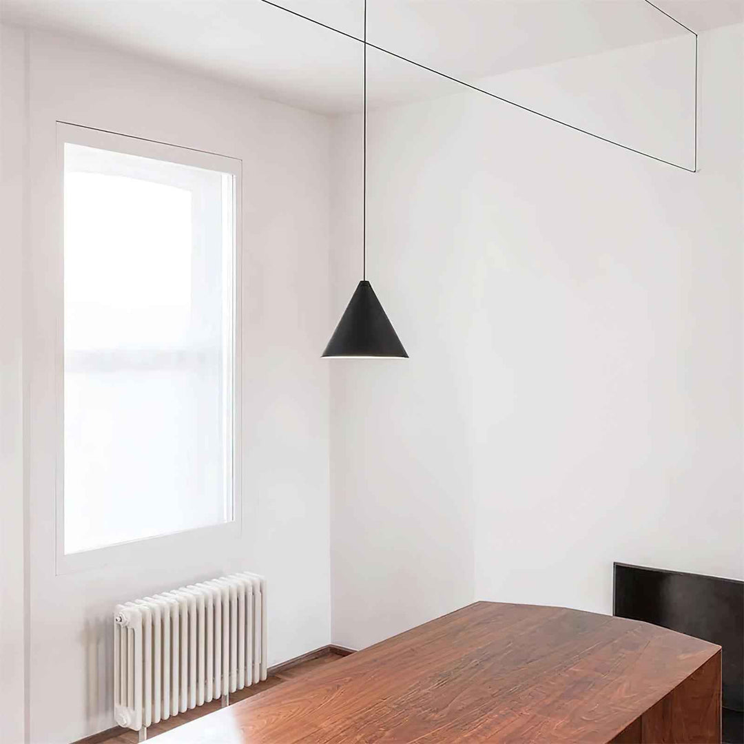 Lampe Cone en Métal – Design Contemporain