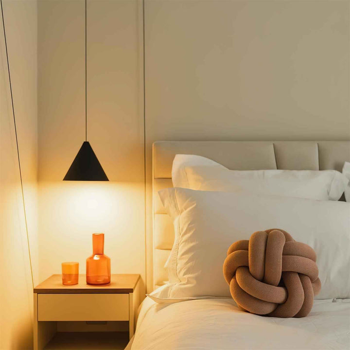 Lampe Cone en Métal – Design Contemporain