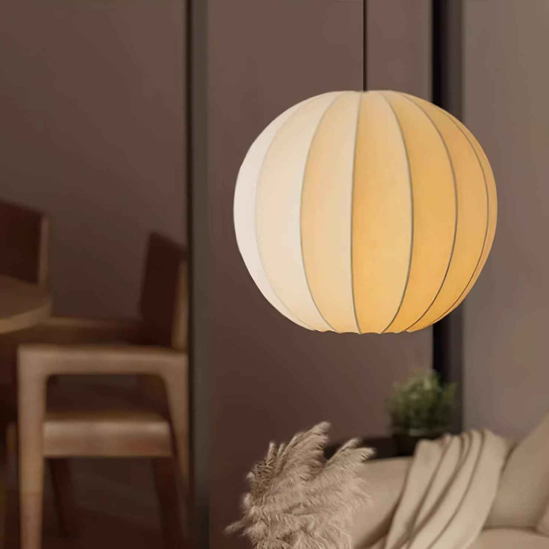 Lampe Aura en Métal – Style Raffiné