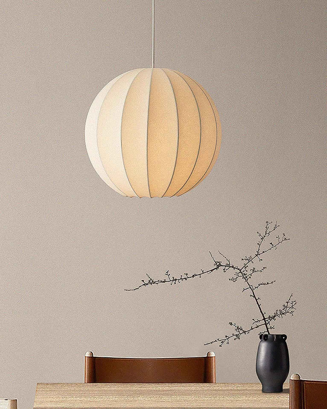 Lampe Aura en Métal – Style Raffiné