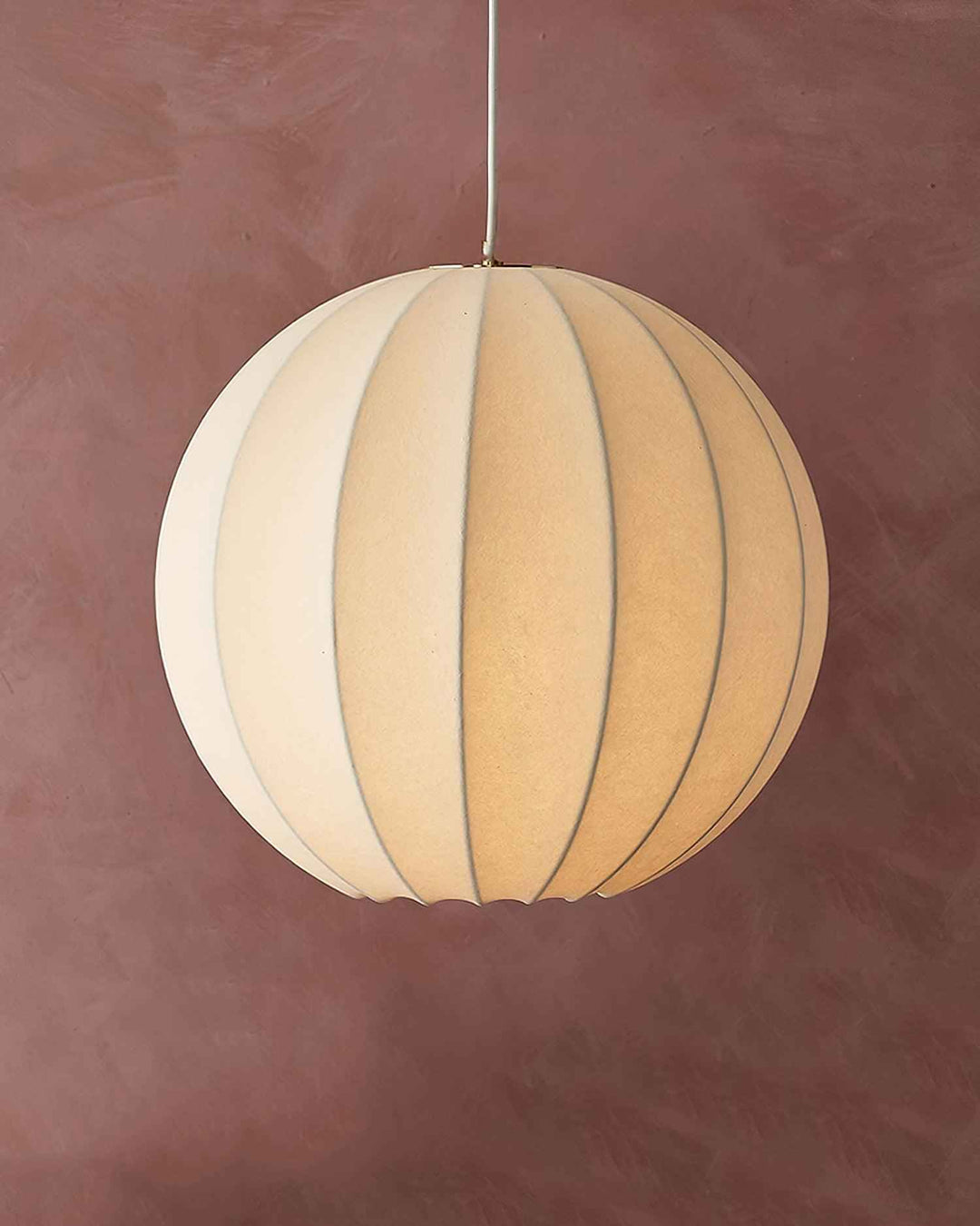 Lampe Aura en Métal – Style Raffiné