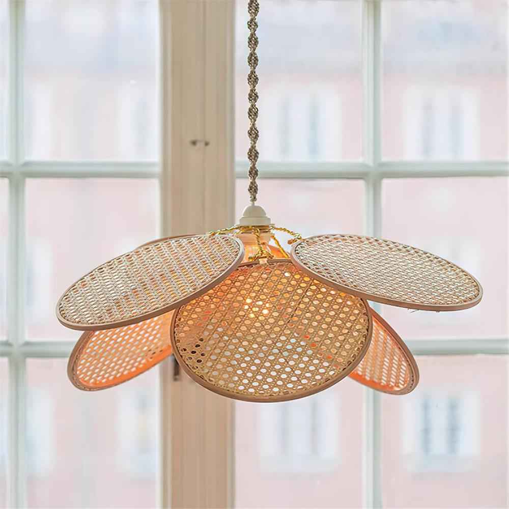 Kloe Suspension Pétale Rotin Organique Bohème - Neutralighting