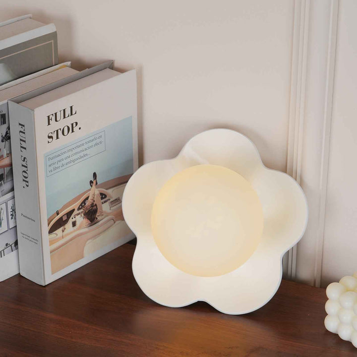 Lampe Meluna en Résine – Design Contemporain